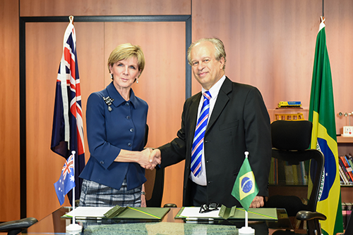 20150703_ML_-Ministro-Renato-Janine-Ministra-Julie-Bishop-Australia-4W.png